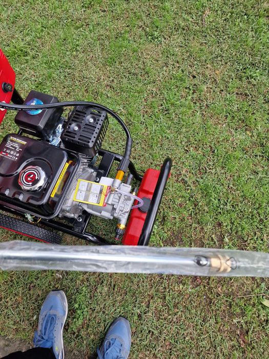 Máquina de Lavar a Pressão a Gasolina Novas