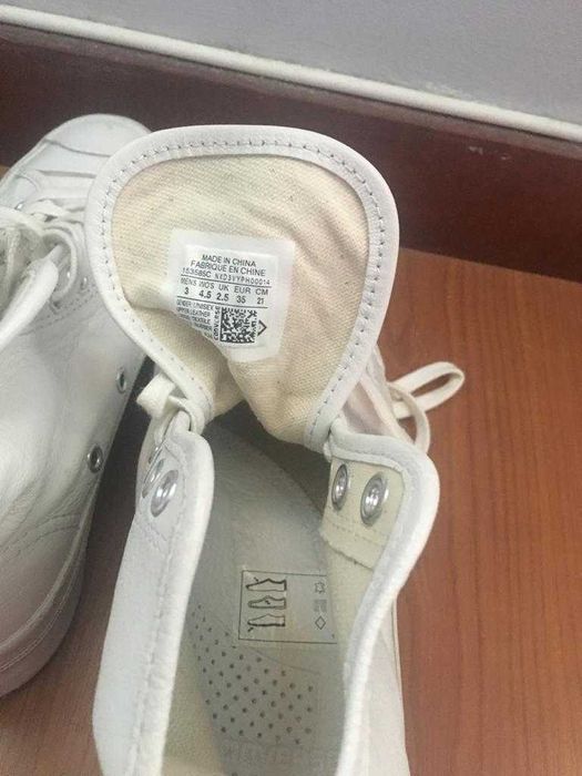 Converse x Jack Purcell brancas.