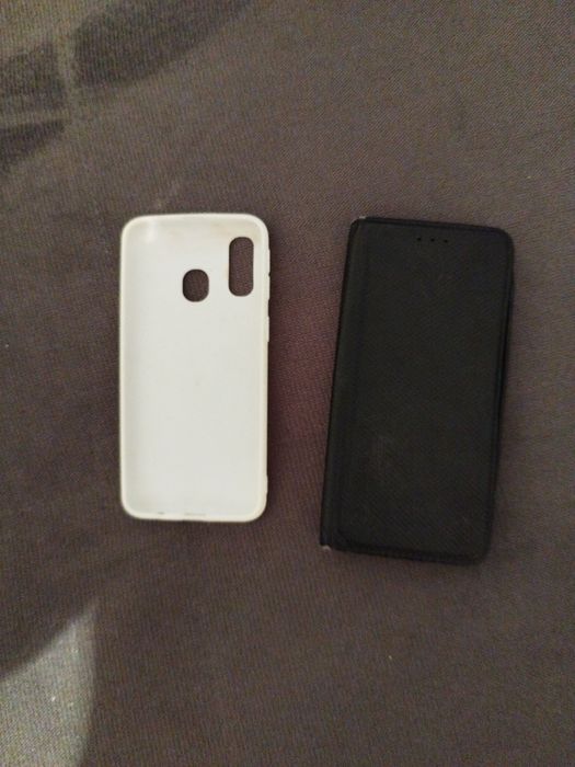 Samsung a40 4gb +64 pamięci