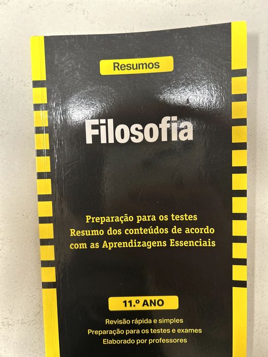 Livro de resumos do 11º ano.