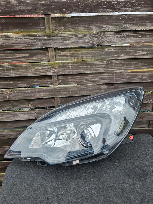 Reflektor Lewy Opel Meriva B Soczewka