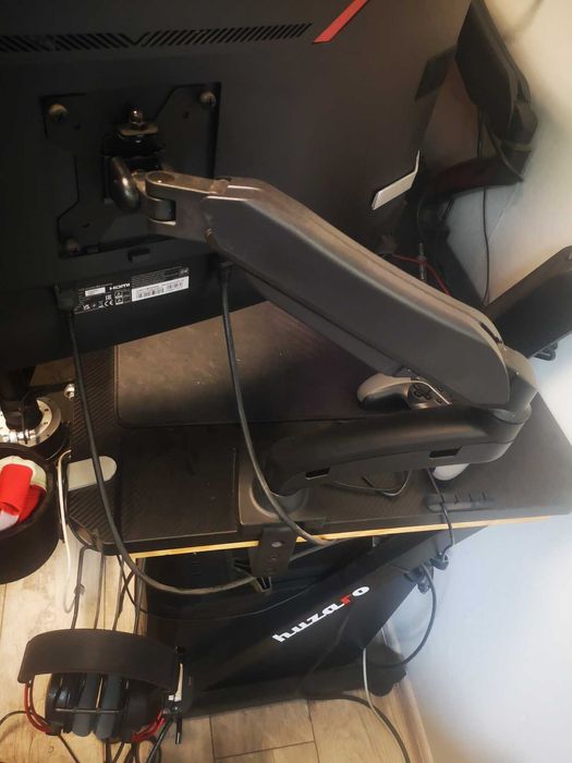 Dwa monitory AOC CQ32G1 (cena za sztukę)