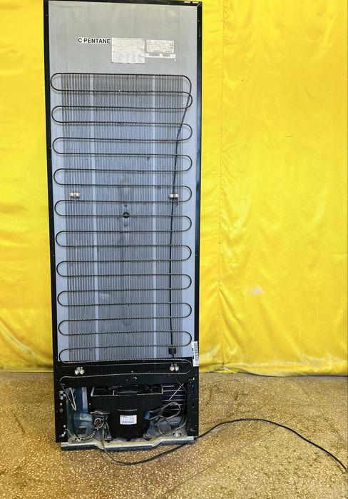 Двухкамерный холодильник Whirlpool NoFrost