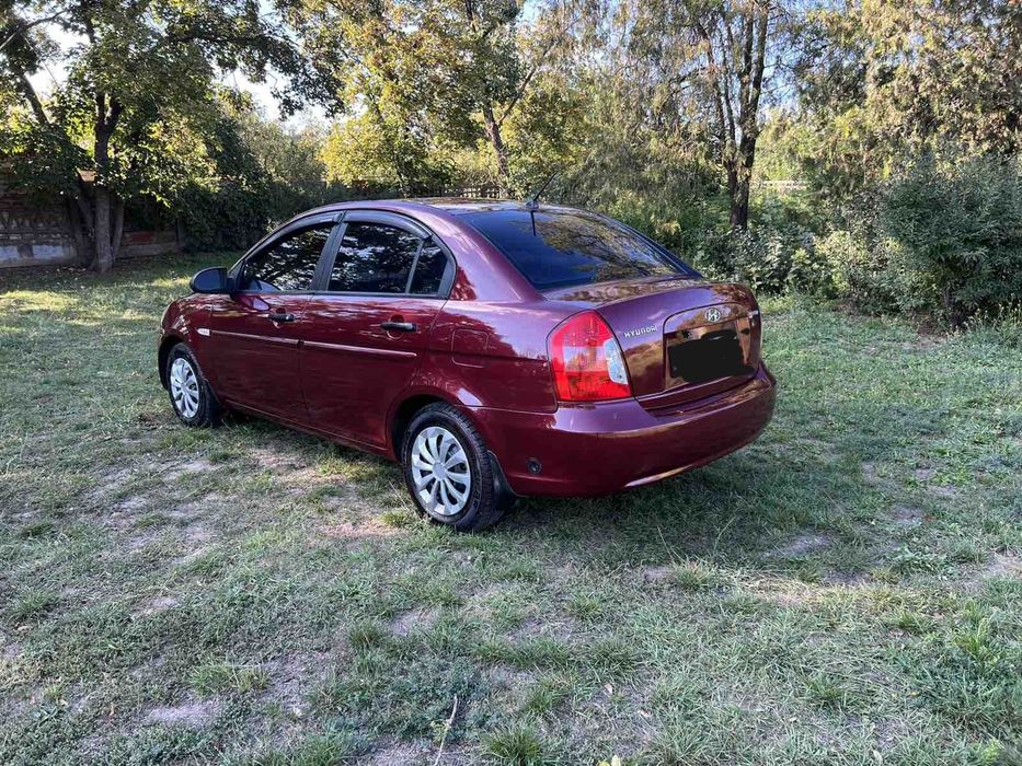 Продам HYUNDAI ACCENT газ-бензин. 2007год.