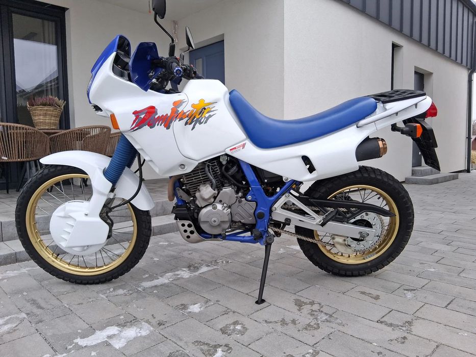 Honda NX Honda NX650 Dominator z Niemiec Piękny stan