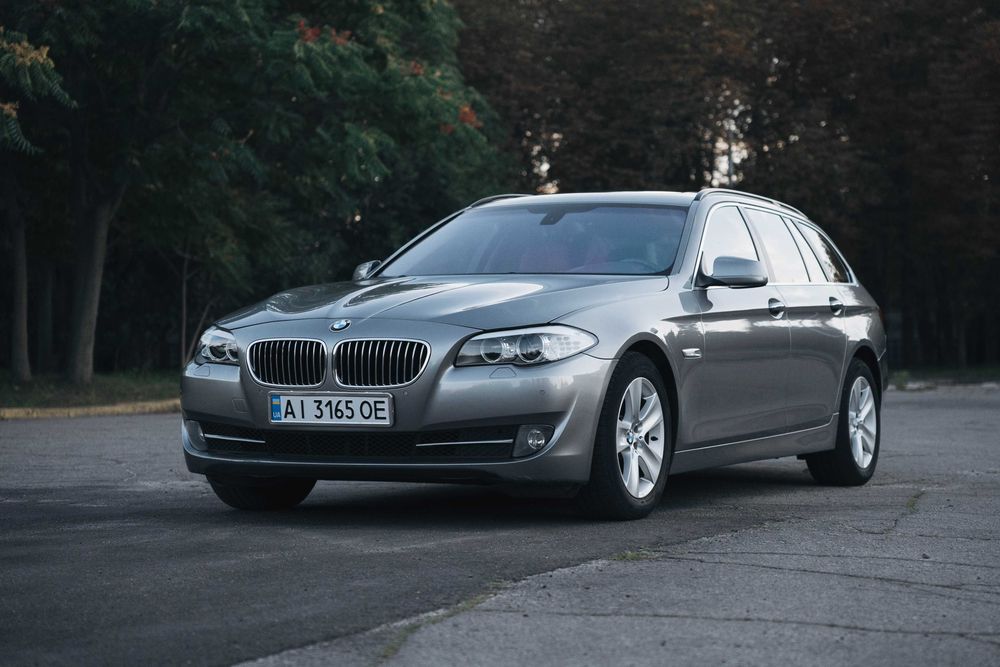 Продам власну BMW 5 Series 218 к.с універсал, топ комплектація