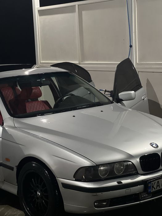 Продам BMW E39 2.0