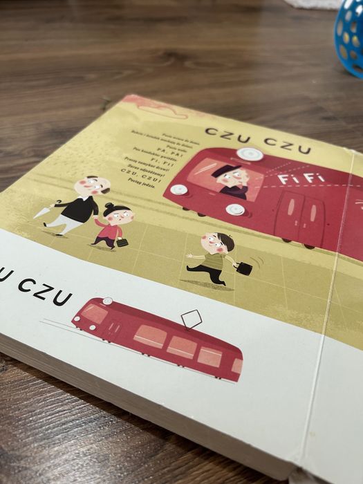 Pucio uczy się mówić
