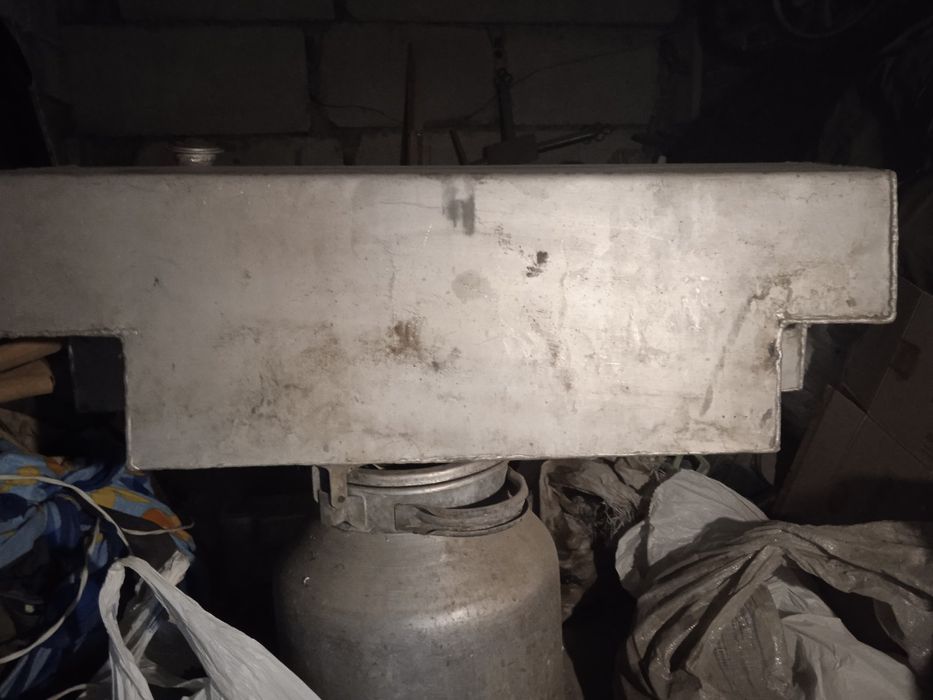 Продам бак дополнительный из алюминия на Жигули