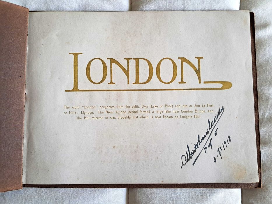 Álbum antigo “The Savoy Album – London” c.1915–1918 | Fotografias coloridas | Printed in Saxony