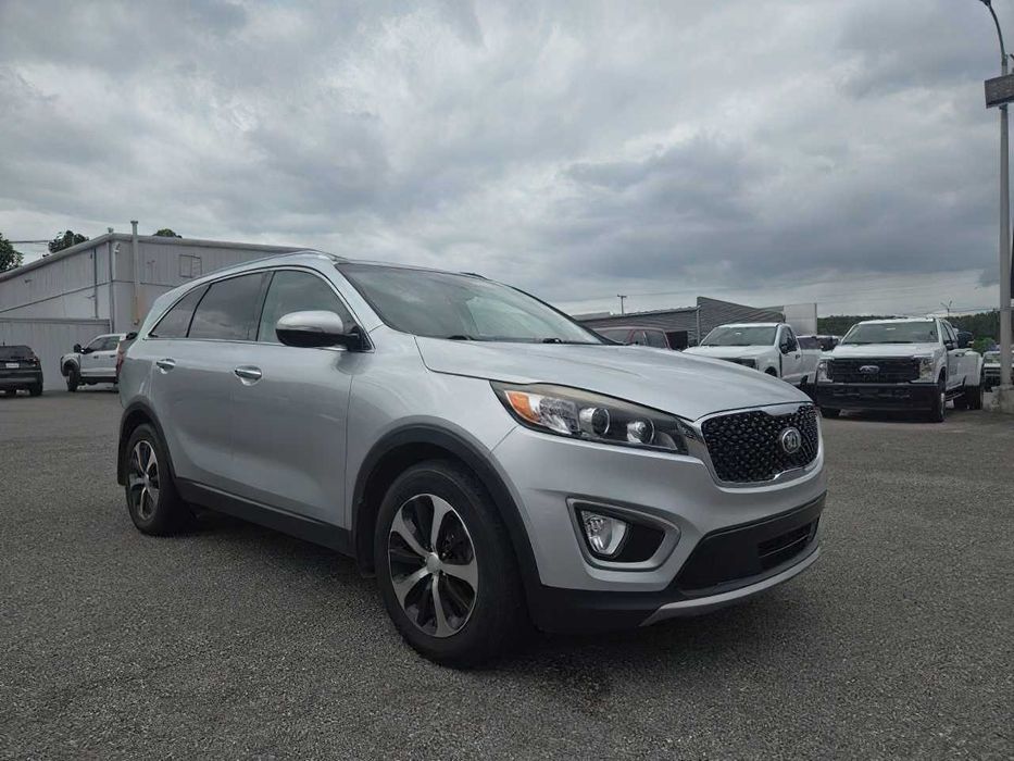 Kia Sorento EX      2018