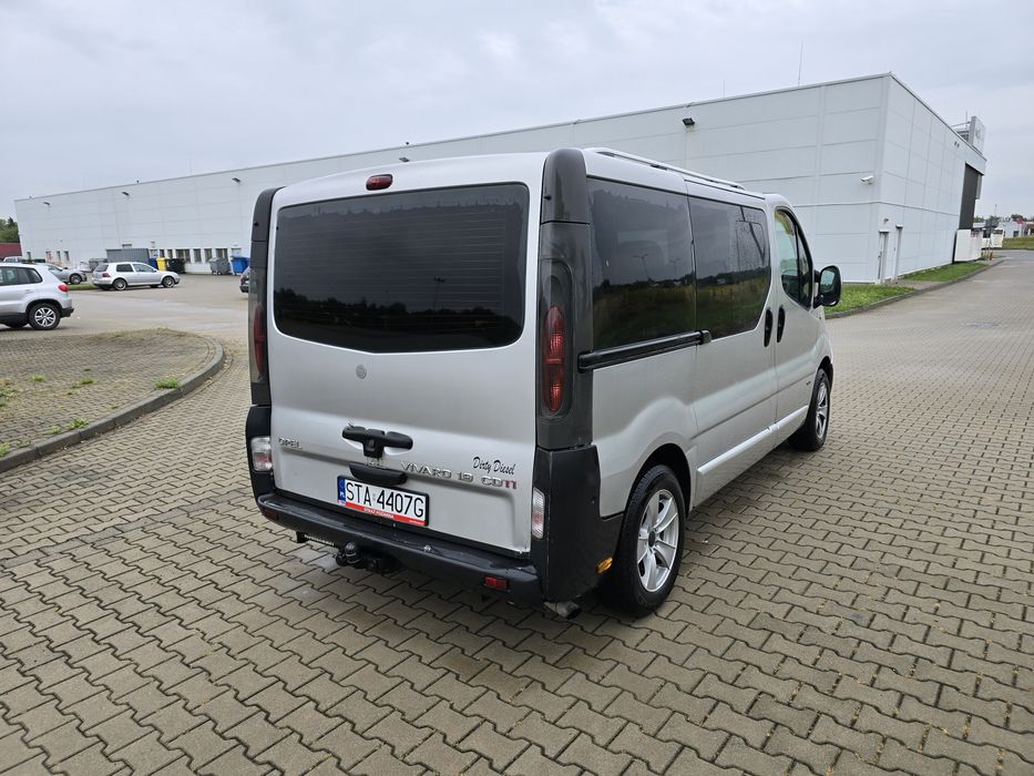 Opel Vivaro TOUR 8 osobowy