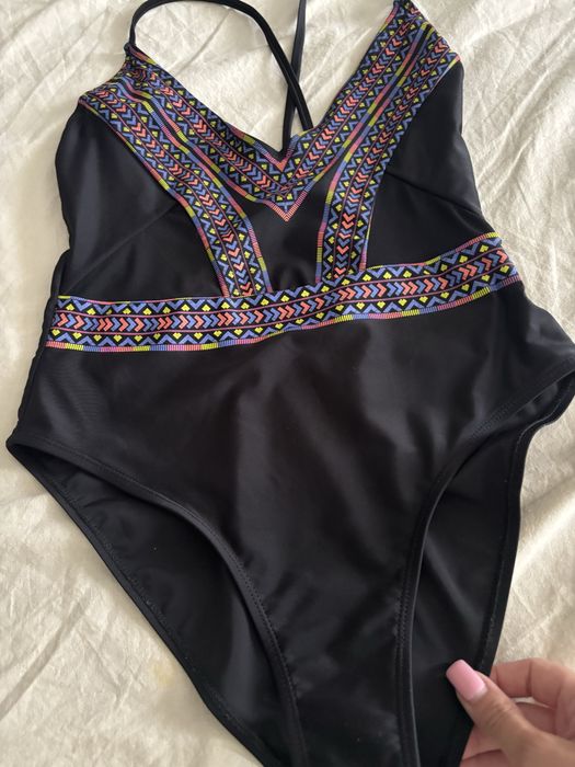 Купальники жіночі