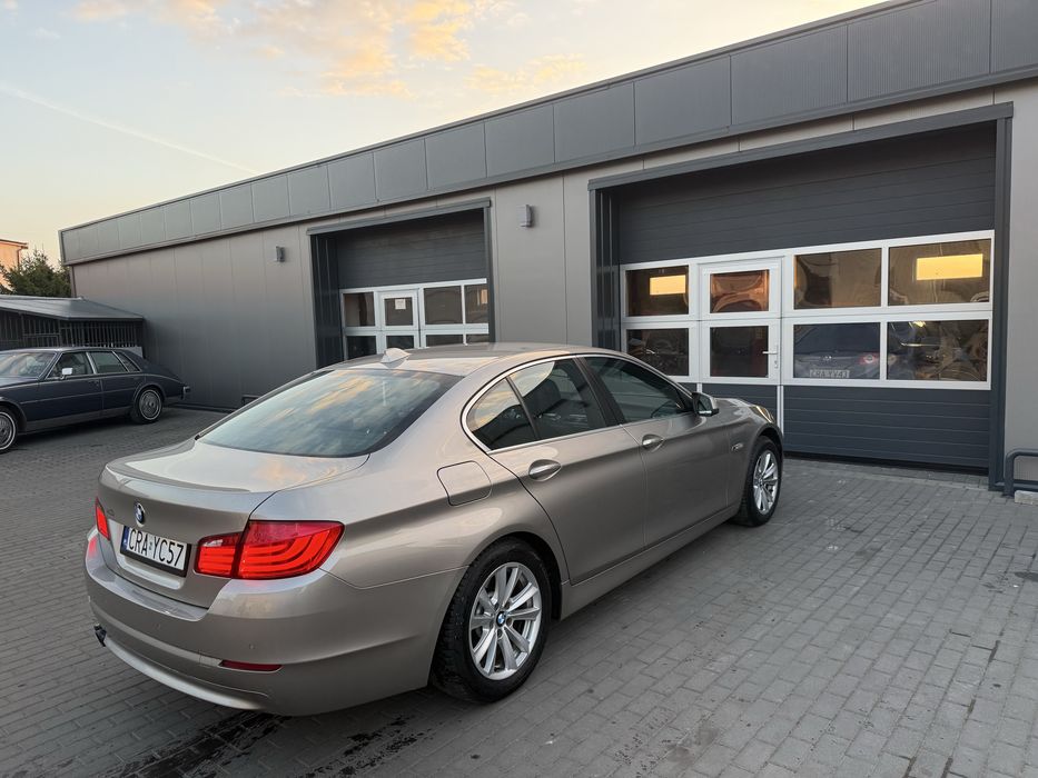 Bmw 530d 3.0 D  204 KM 2011