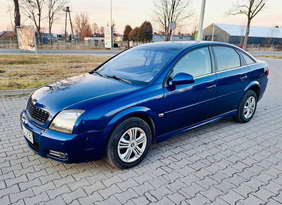 - - Opel Vectra - -