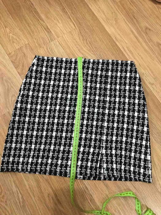 Спідниця стильна в клітинку