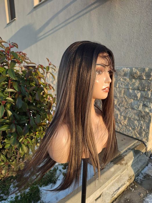 Długa Prosta Ciemna Peruka Na Koronkowej Siateczce Lace Front Wig