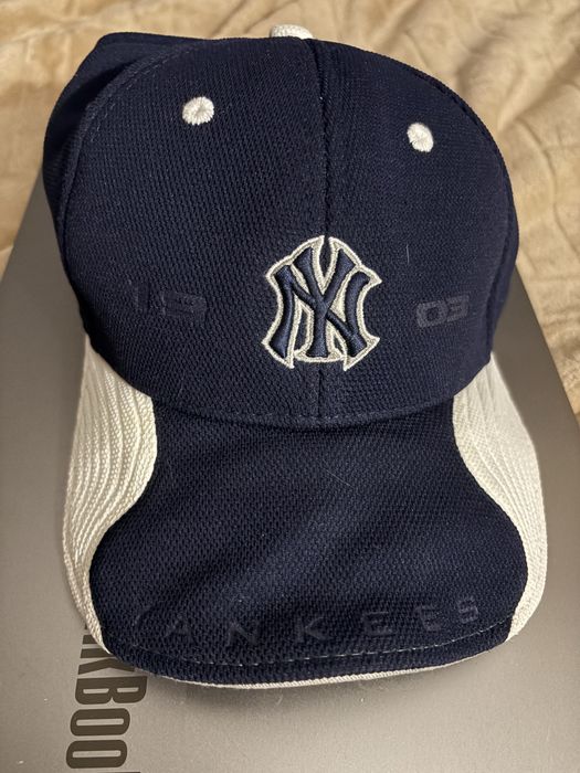 Офіційний мерч Бейсболка New York Yankees з вишитим лого