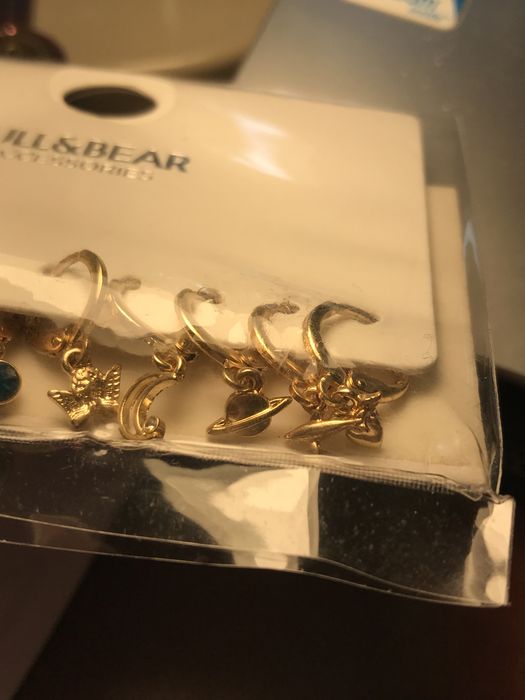 złote kolczyki kółka pull&bear