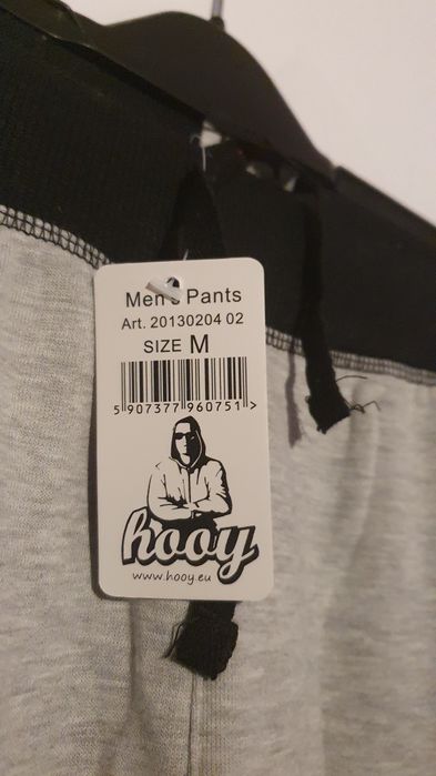 Spodnie nowe męskie lekko ocieplane markowe rozmiar M