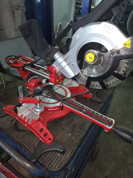 Piła ukosowa Ukośnica Einhell TC-SM 2131