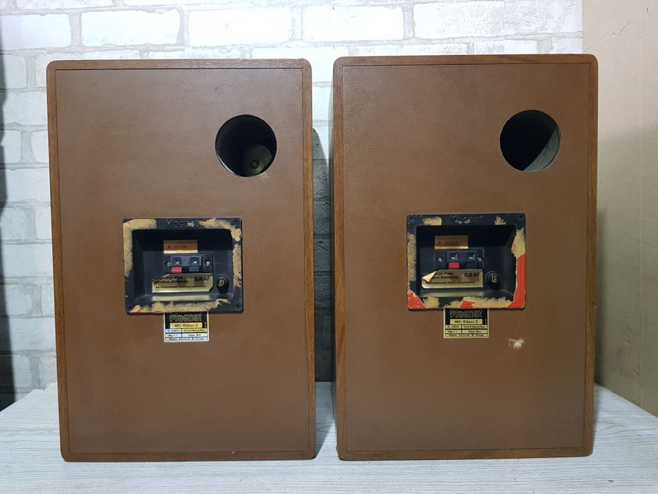 Полична акустика/полочная  Magnat All-Ribbon 3 б/у з Німеччини