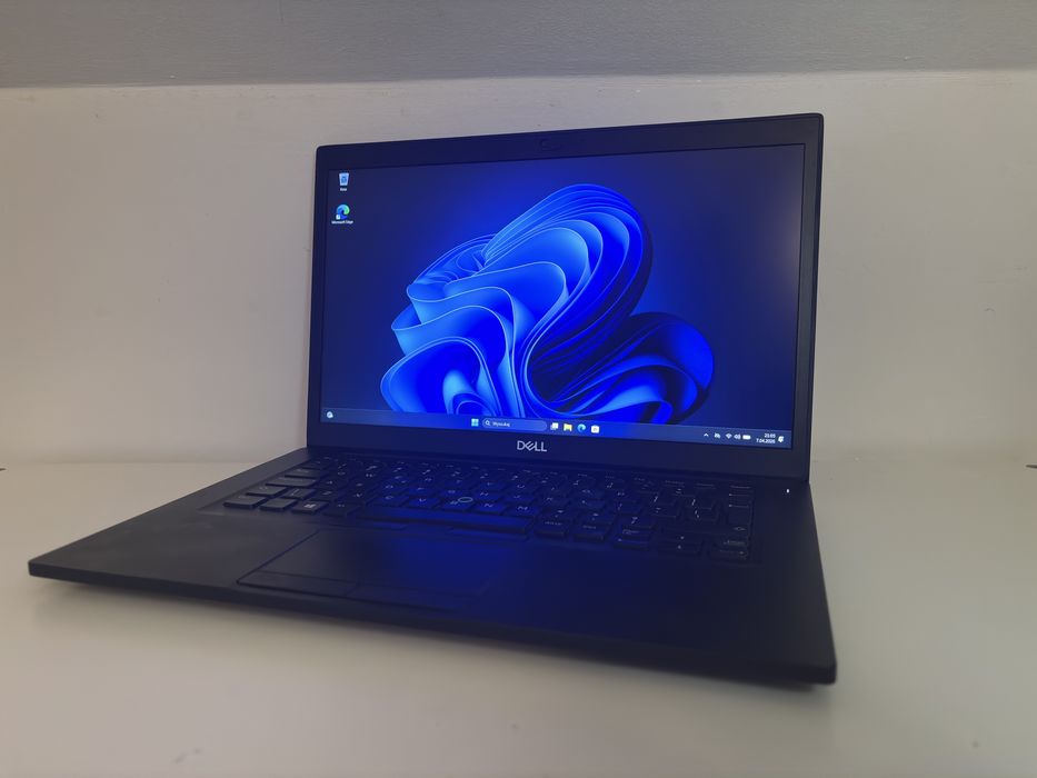 Dell Latitude 7490