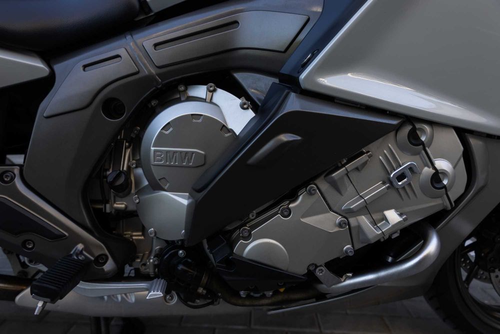 BMW K 1600 GT - FULL EXTRAS!
