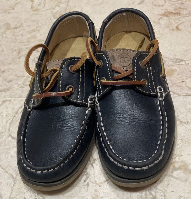 Sapatos de criança em Pele Usado 1X tamanho: 30