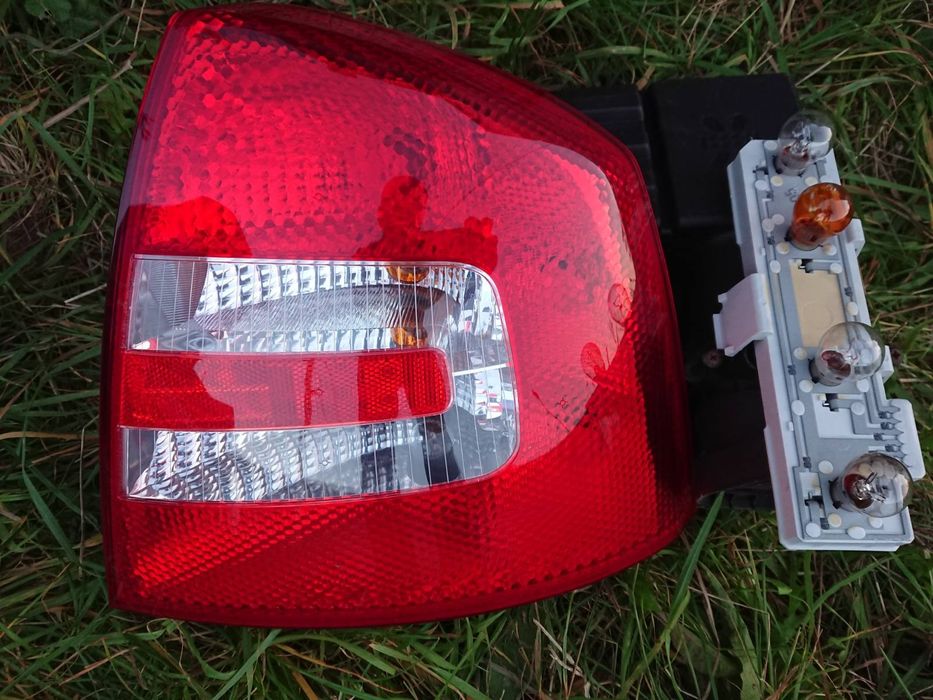 Ліхтар (фара) та інше для Skoda Octavia A5 Liftback 2004-2010