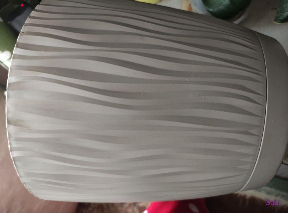 Duża donica 24cm.