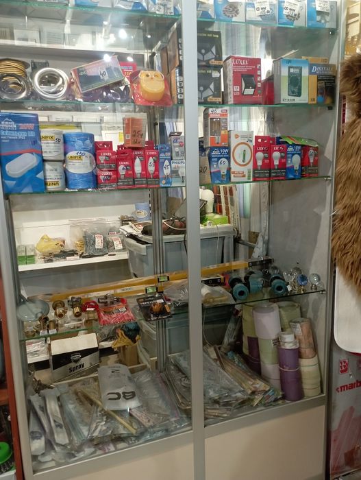 Продам шкаф витрина