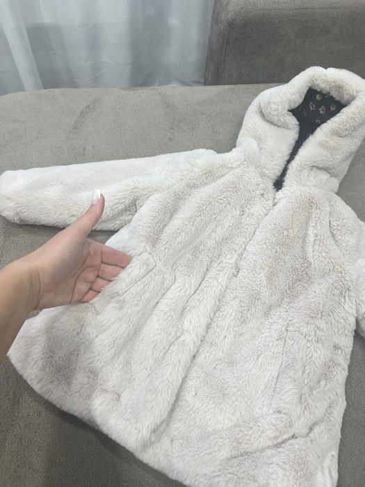 Шубка Зара на дівчинку