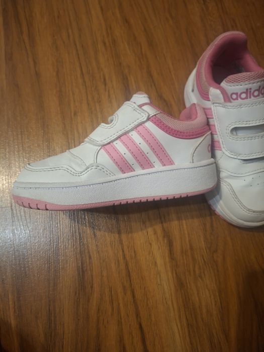 Adidas  r.25 dla dziewczynki