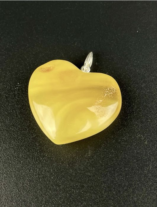 Wisiorek serce z naturalnego bursztynu 7,65g | srebro 925