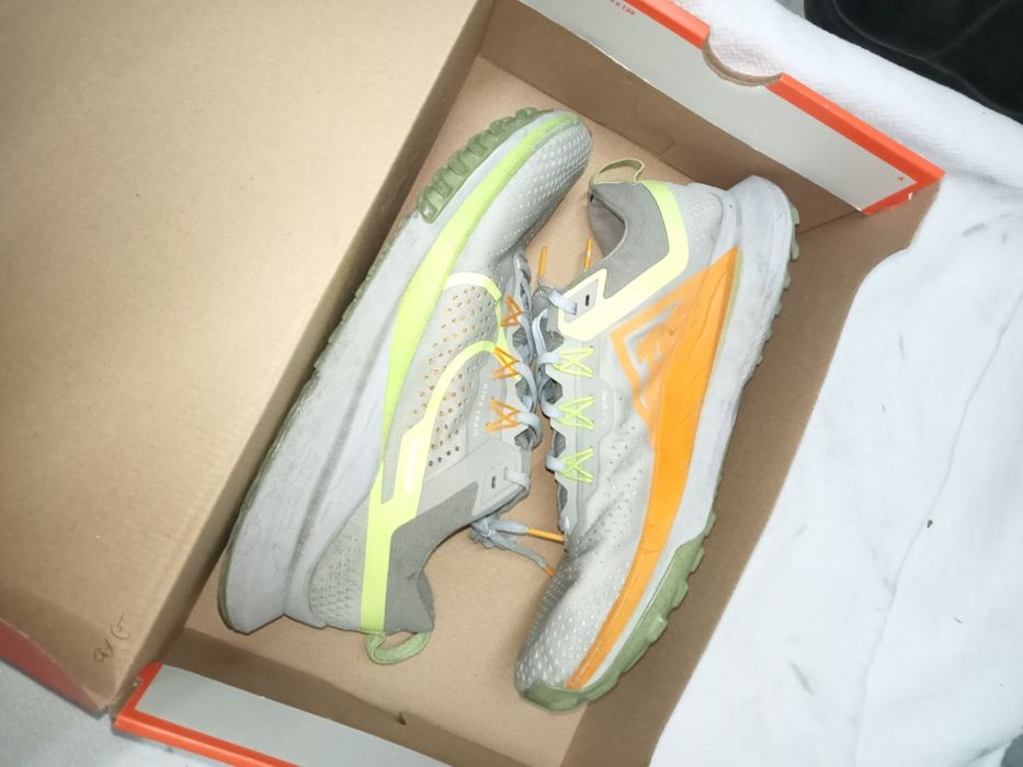 Nike pegados trail 4