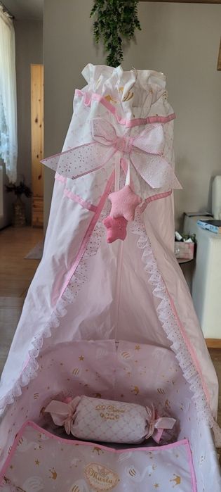 Łóżeczko dla lalek