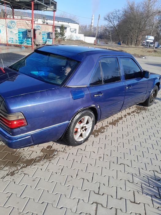 Продам легенду мерса