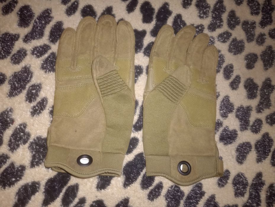 Продам зимові рукавиці військові