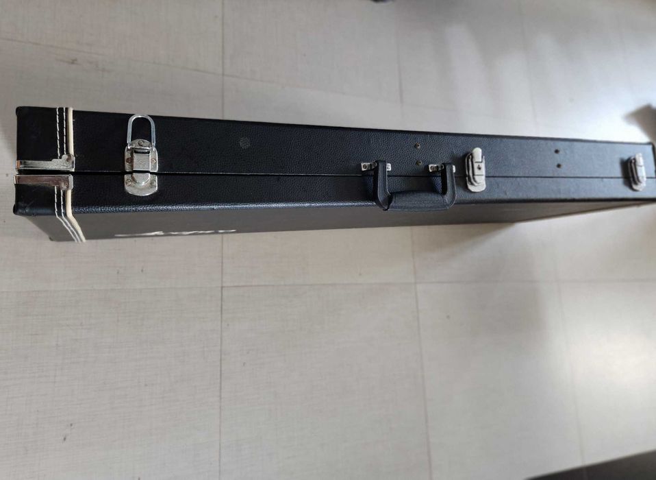 Hard case caixa rija para les paul o Stratocaster
