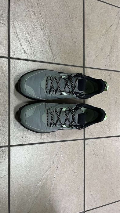 Кросівки Adidas Terrex Gore-Tex 45 р.