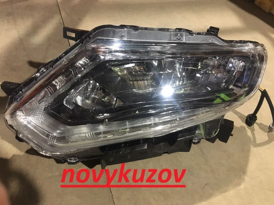 Крыло  Nissan Rogue Рог USA X-Trail T32 Qashqai Спорт j11