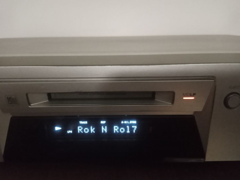 Музыкальный рекордер "Sony MDS JE-470", цвет - "серебро", MDLP !