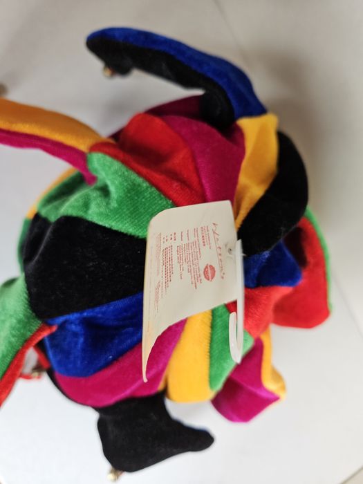 Chapéu Fantasia Multicores Adulto 6 bicos e guizos