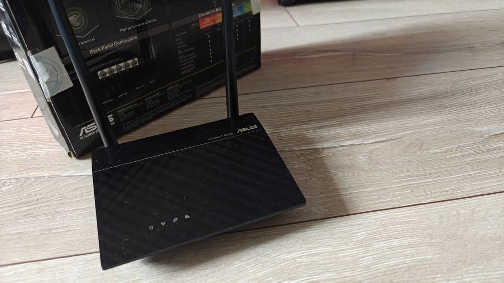 Маршрутизатор Роутер WiFi Asus RT-N12 +