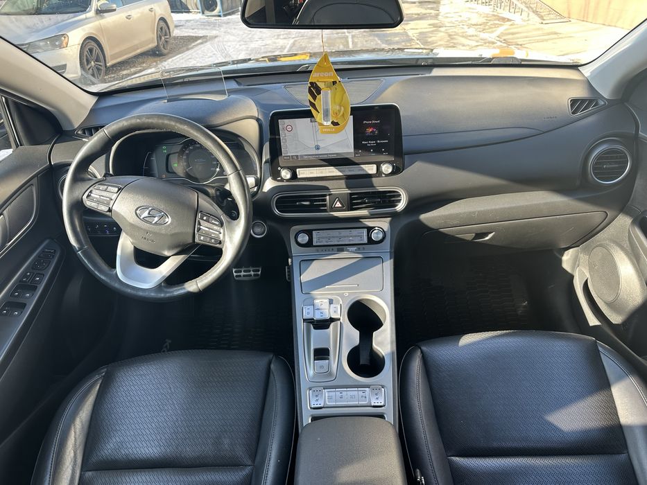 Продам Hyundai Kona Electric