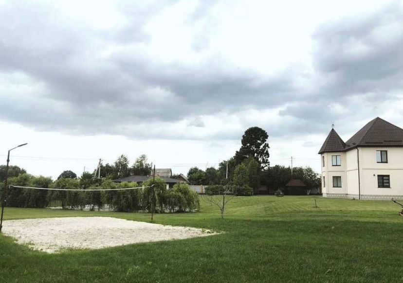 201/1 Будинок для свят з бассейном та лазнею