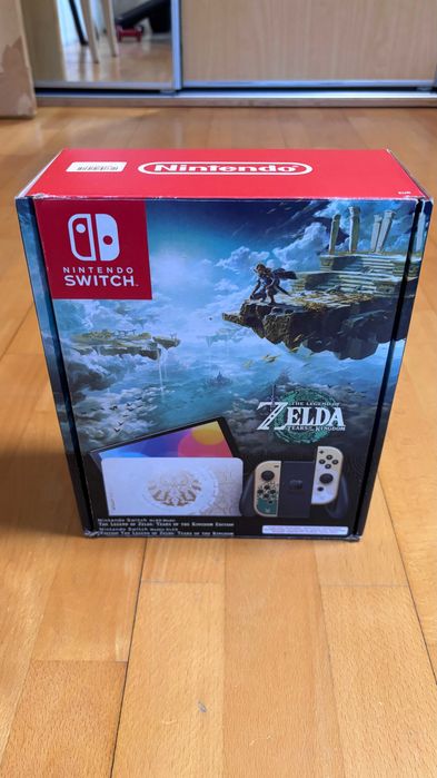 Nintendo Switch OLED Zelda Edition