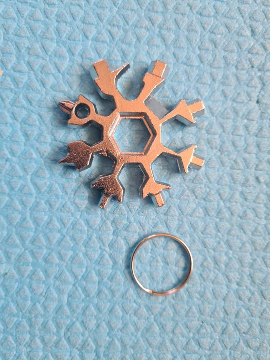 Brelok zestaw kluczy imbusowych np. do roweru.