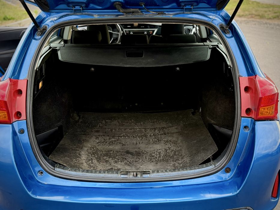 Toyota Auris II 1.4 D-4D | 2013 | 90 KM |